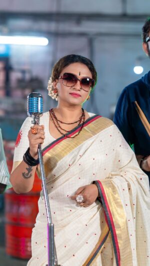 Krishna Praba Instagram - Watch ‘Kalyani kalavani’ on my YouTube channel

#actor #singer #reelsinstagram #reels #reelkarofeelkaro #reelitfeelit #réel #trending #cover