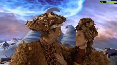 Kristin Davis - 80.7K Likes - Should I be Sharkboy or Lavagirl for Halloween? She was ahead of the trend with this hair 💞
