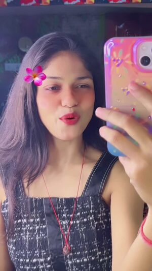 Kriti Chaudhary Instagram - ❤️❤️❤️❤️❤️#instagood #foryoupage #trending #virałreels #instalike #viralvideos #instagram #trendingreels