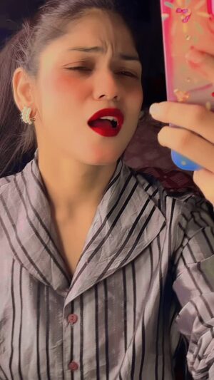 Kriti Chaudhary Instagram - 🩷🩷🩷🩷👀👀👀#instagood #foryoupage #virałreels #instalike #trending #viralvideos #haryanvi