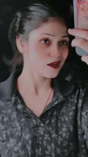 Kriti Chaudhary Instagram - Shi bt h🖤🖤🖤🖤😎😎😎