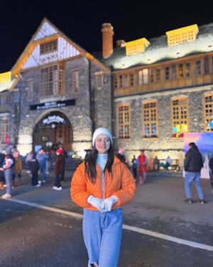 Kritika Chauhan Instagram - Happy new year🧡🥳