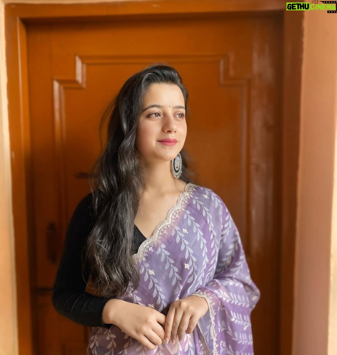Kritika Chauhan - 5.2K Likes - 