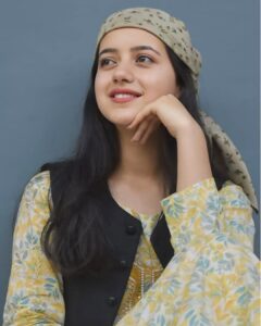 Actress Kritika Chauhan HD Photos and Wallpapers September 2024