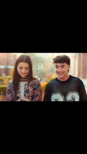 Kritika Chauhan Instagram - “New music drops today!♥️ Our new song “ Naino ka sukoon “ is out now! 🌺
Listen here: https://youtu.be/behI9QdSQwE?si=OmAY6LtPBdnfNIvm
#newsong #music #nainokasukoon #whitehillbeats
@theakashthapa
@vinit_jain
@whitehillbeats
@saaj__bhatt
