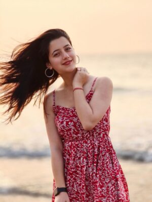 Kritika Chauhan Instagram - ♥️🌺