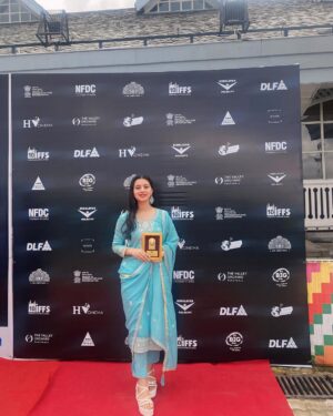 Kritika Chauhan Instagram - Thank you🌺 @iffshimla ( International Film Festival Shimla)