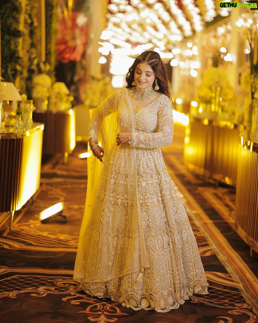 Kritika Kamal - 8.3K Likes - A Lehenga that speaks elegance and grace ✨❤️
.
.
.
.
#indianwedding #lehenga #traditional #outfitcheck #kritikamal