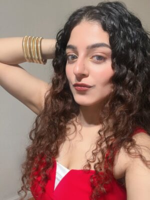 Kritika Kamal Instagram - Wrapped in red, crowned in curls, kissed by gold ❤️
.
.
.
.
#fitcheck #birthdayvibes #foryou #kritikamal