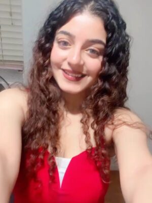 Kritika Kamal Instagram - Wrapped in red, crowned in curls, kissed by gold ❤️
.
.
.
.
#fitcheck #birthdayvibes #foryou #kritikamal