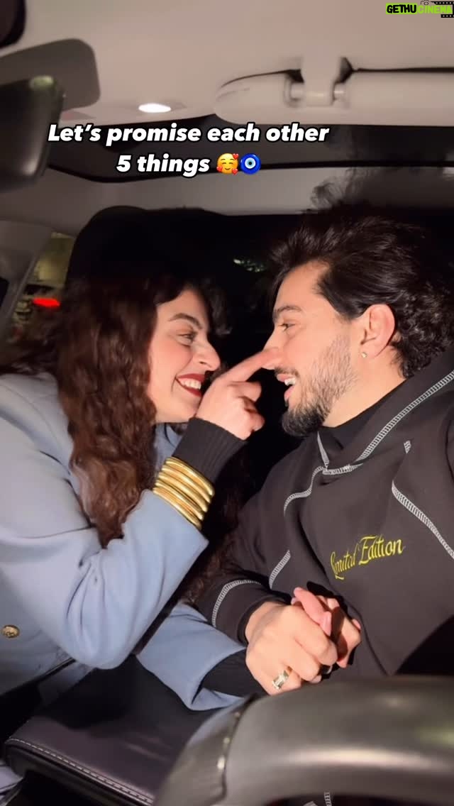 Kritika Kamal - 2.4K Likes - I promise ❤️🧿
.
.
.
.
.
.
.
.
#couplegoals #relationshipgoals #trendingreels #kritikamal
