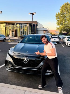 Kritika Kamal Instagram - Manifested. Earned. Delivered. 🧿 #bestbirthdayever 
MERCEDES EQS SUV #dreamcar 
#mercedes