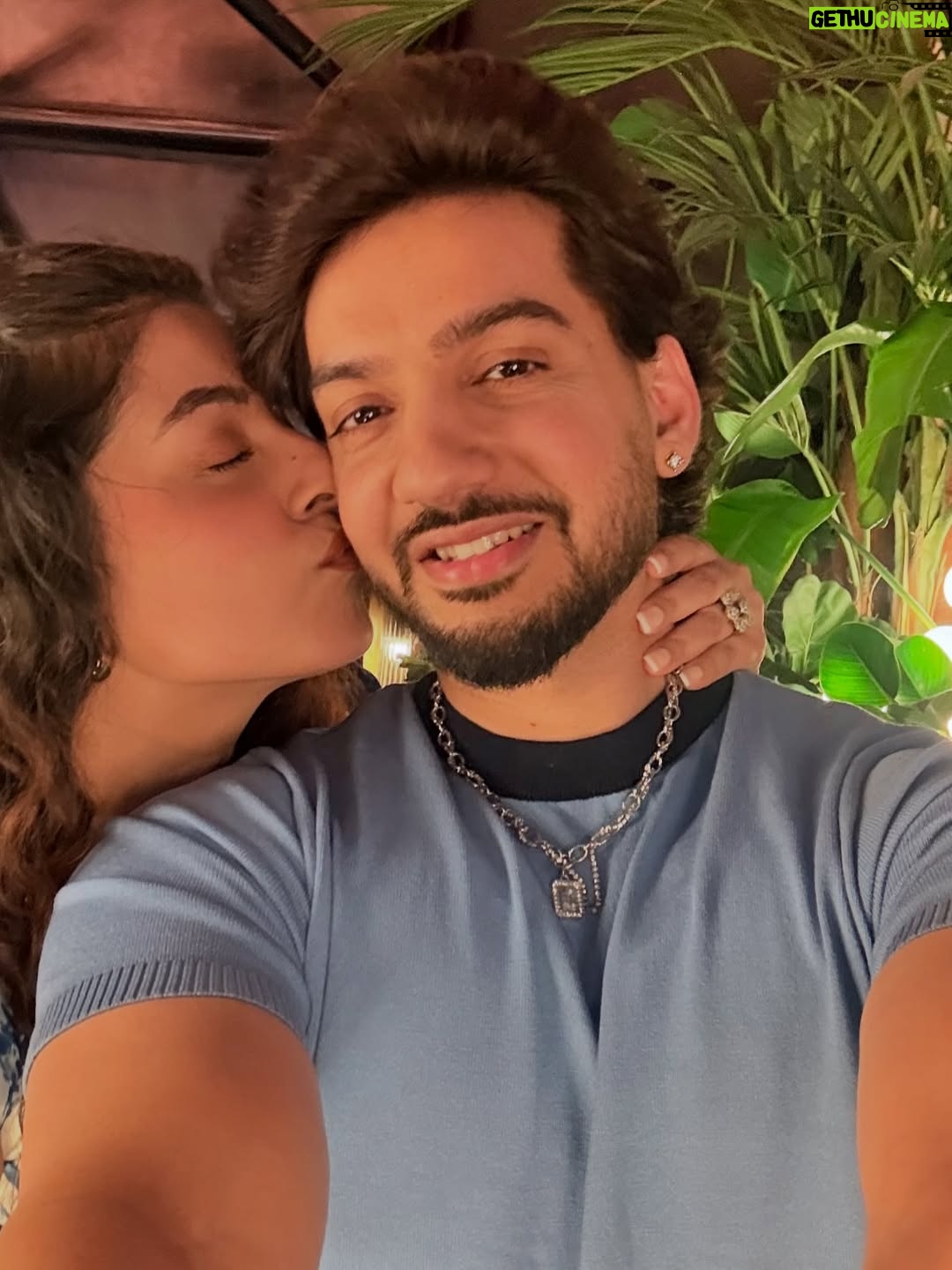 Kritika Kamal - 430 Likes - My person ❤️