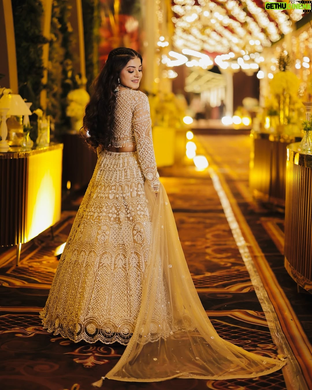 Kritika Kamal - 8.3K Likes - A Lehenga that speaks elegance and grace ✨❤️
.
.
.
.
#indianwedding #lehenga #traditional #outfitcheck #kritikamal
