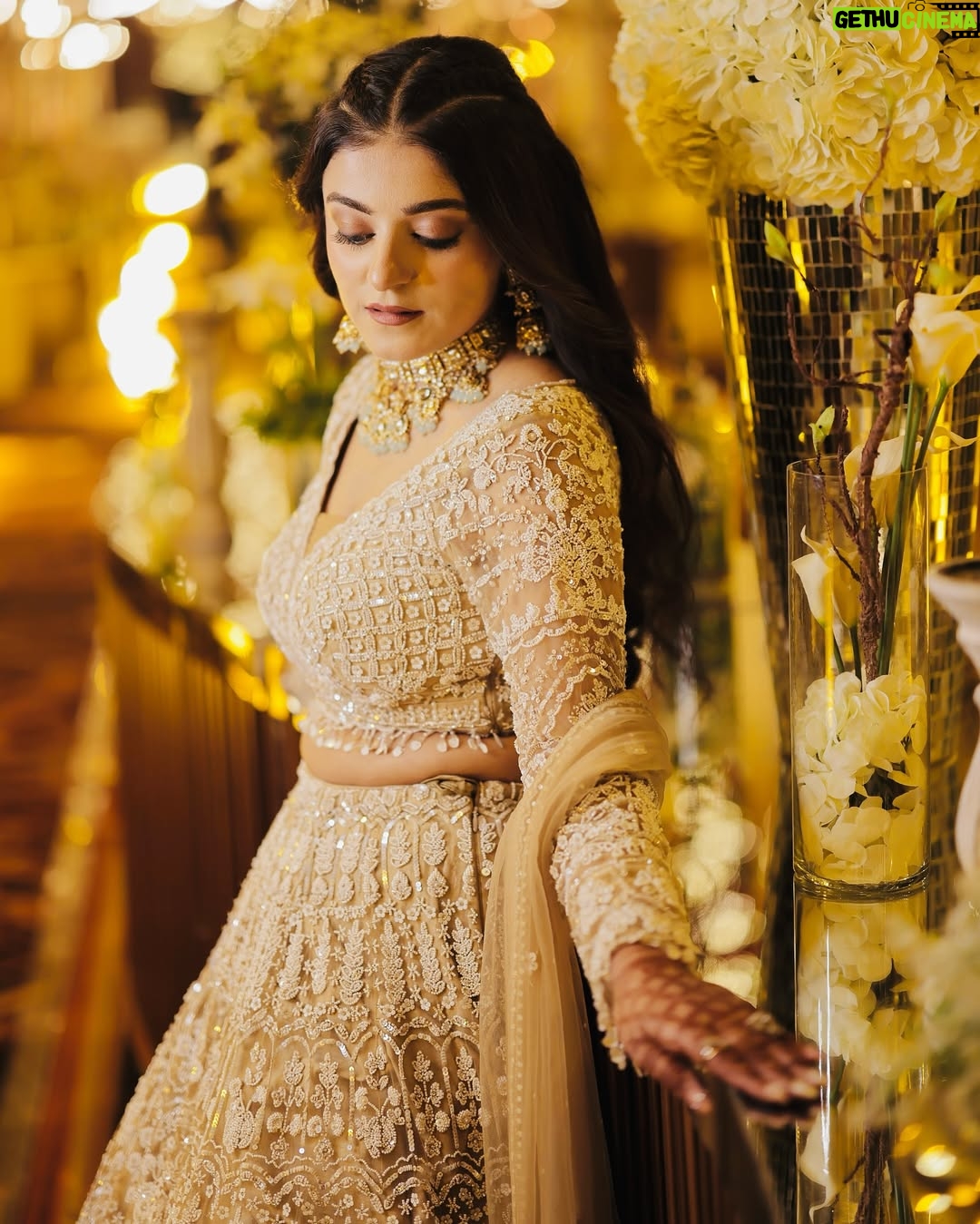 Kritika Kamal - 8.3K Likes - A Lehenga that speaks elegance and grace ✨❤️
.
.
.
.
#indianwedding #lehenga #traditional #outfitcheck #kritikamal