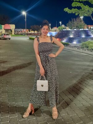 Kritika Kamal Instagram - Some people just feel like home and you’re mine ❤️
.
.
.
.
.
.
#relationship #couplesgoals #love