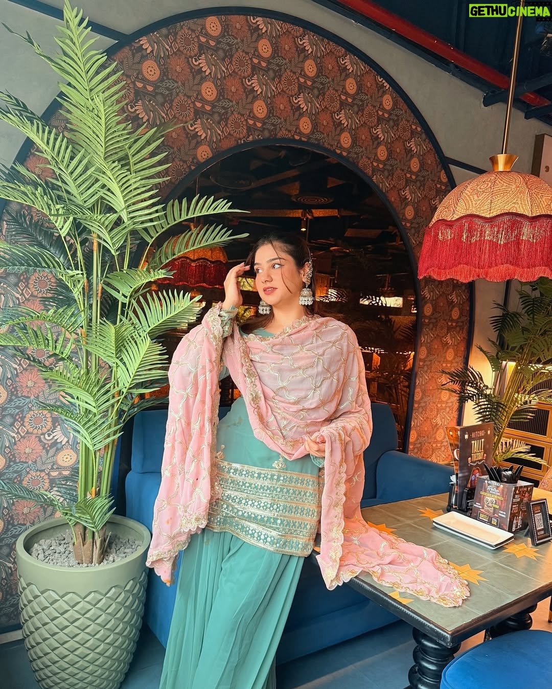 Krupal Akhanii - 855 Likes - Aitabar nahi Ehtiyat kijiye✨💕

📍: @hitchkiindia 
@trutalent.management