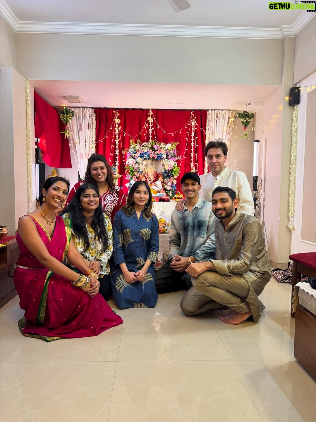 Krutika Solanki - 626 Likes - Ganpati bappa morya ❤️
Thank you for blessing us this year again. 
Day 1 was all about love, reunions and blessings . 
.
#ɢᴀɴᴘᴀᴛɪʙᴀᴘᴘᴀᴍᴏʀʏᴀ #ganeshchaturthi #love