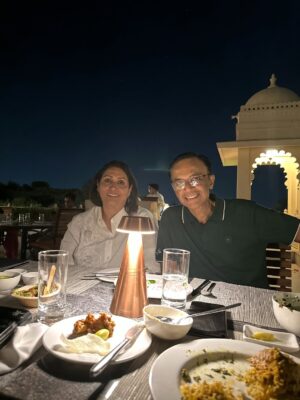 Krutika Solanki Instagram - Physically in mumbai mentally still here !
Throwback to this Family trip or reunion bhi bol sakte hain 🤣🤣🤣
.
.
#udaipur #familytrip #2025