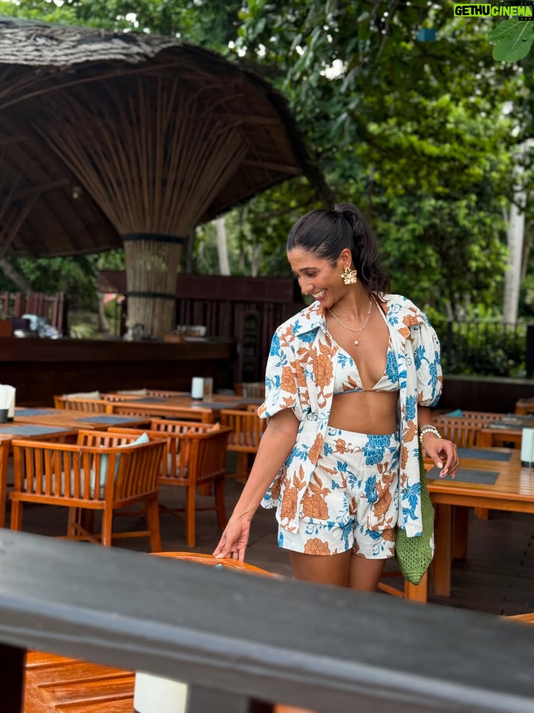 Krutika Solanki - 1.1K Likes - Bet you didn’t see this coming 🦋 

.
Getting stronger by the day❤️ 
Location @sheratonsamui 
.
#beachbaby #travelgram #kohsamui #samui #sheratonsamui #sheratonhotels #savana #outfit #vacationfit