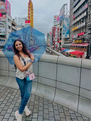 Kshitija Saxena Instagram - Monsoon birthdayās and japanese vibe šš»āāļøš§æā£ļøš„šÆšµš
..
#japan #osaka #dotonbori #traveller #photography #umbrella #blue #monsoon #birthday #viralpostā¤ļø #me #beautifuldestinations #lifestyle #trendingnow #lake #vibes #blessed #igers #followļ½e #funday #rain #explore #streetstyle #yolo #actor #shitijasaxena
