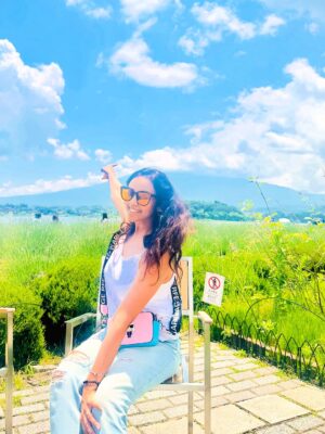 Kshitija Saxena Instagram - Mount Fuji, š» lake Kawaguchiko & me doing some touristy posing.
.
.
#japan #mountain #fuji #lake #naturlovers #japanstyle #naturalbeauty #trendingnow #viral #sunny #summervibes #beautifuldestinations #igers #instamood #selflove #travelphotography #nature #tourist #visitjapan #shitijasaxena