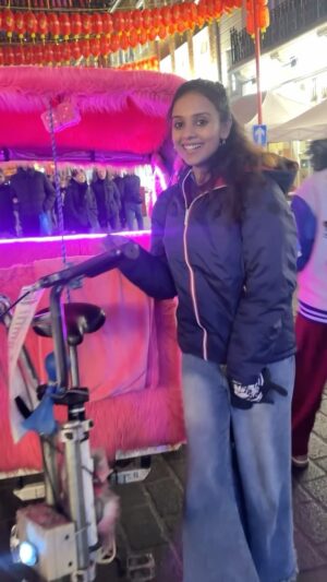 Kshitija Saxena Instagram - China town in London 🇬🇧
.
.
#reelkarofeelkaro #london #goodvibes #viralvideos #trending #instagood #me #selflove #sololeveling #vacation #uk #china #streetstyle #chinatown #like4like #explore #pink #girlpower #shitijasaxena
