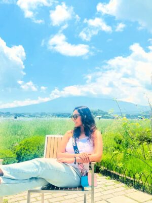Kshitija Saxena Instagram - Mount Fuji, š» lake Kawaguchiko & me doing some touristy posing.
.
.
#japan #mountain #fuji #lake #naturlovers #japanstyle #naturalbeauty #trendingnow #viral #sunny #summervibes #beautifuldestinations #igers #instamood #selflove #travelphotography #nature #tourist #visitjapan #shitijasaxena