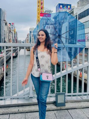Kshitija Saxena Instagram - Monsoon birthdayās and japanese vibe šš»āāļøš§æā£ļøš„šÆšµš
..
#japan #osaka #dotonbori #traveller #photography #umbrella #blue #monsoon #birthday #viralpostā¤ļø #me #beautifuldestinations #lifestyle #trendingnow #lake #vibes #blessed #igers #followļ½e #funday #rain #explore #streetstyle #yolo #actor #shitijasaxena