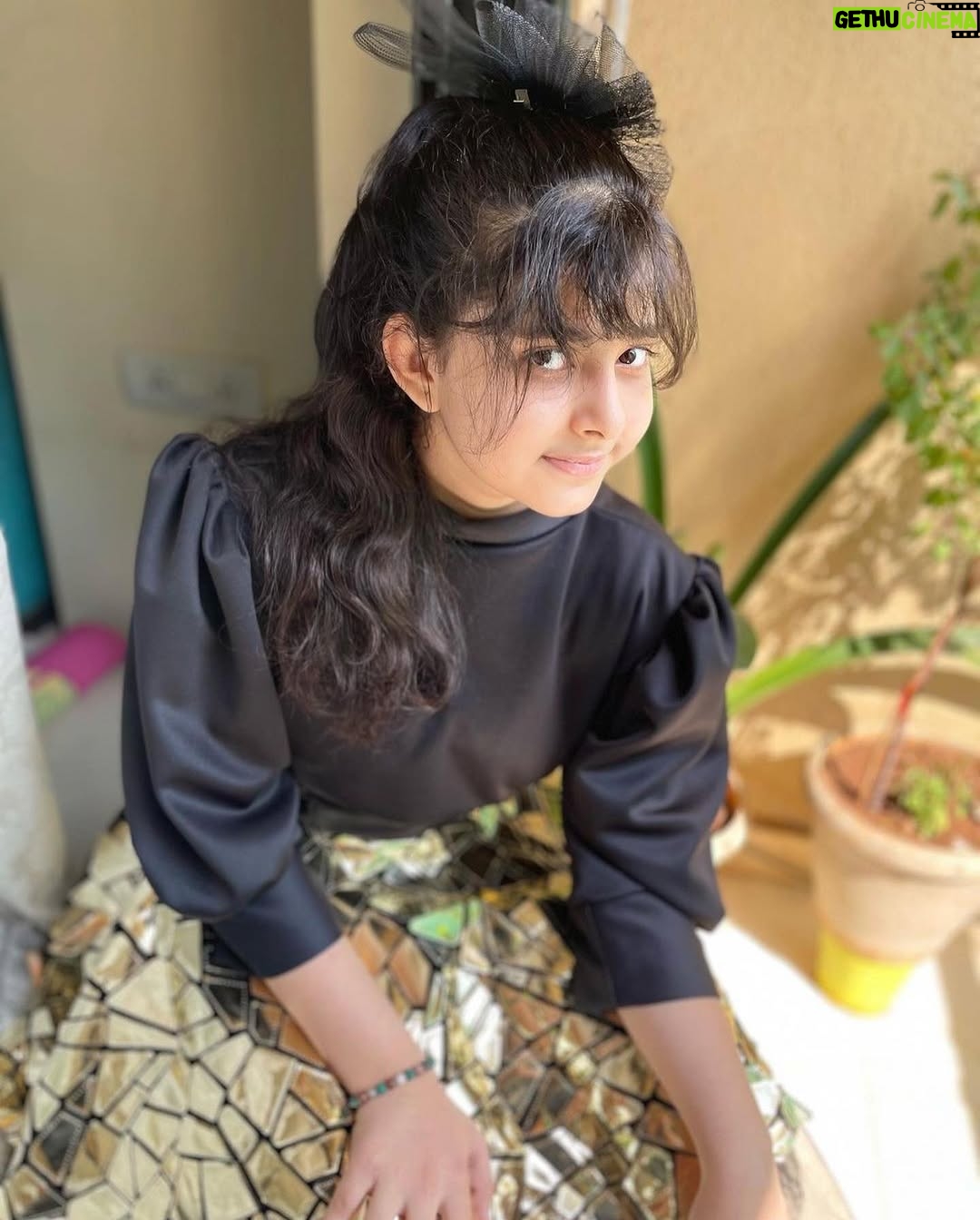 Kulfi Kumar Bajewala - 1.2K Likes - Which one?