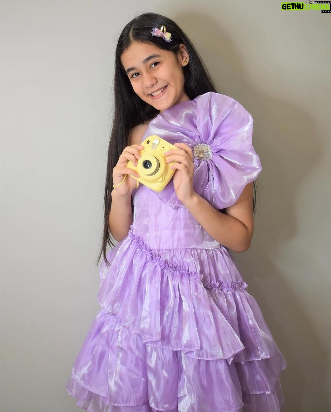 Kulfi Kumar Bajewala - 674 Likes - Photo dumpSaturday 💜🌸💖 

#saturday #vibes #aakritisharma #instagram #pose #explore