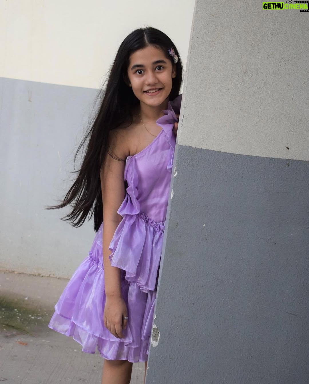 Kulfi Kumar Bajewala - 674 Likes - Photo dumpSaturday 💜🌸💖 

#saturday #vibes #aakritisharma #instagram #pose #explore