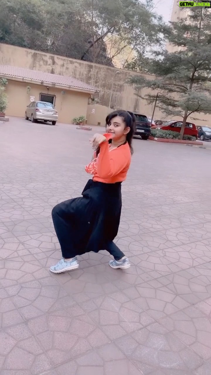 Kulfi Kumar Bajewala - 4.2K Likes - Kacha Badam!
#reels #reelsinstagram