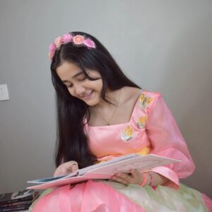 Kulfi Kumar Bajewala Instagram - 💖

#monday #morning #dream #girl #aakritisharma