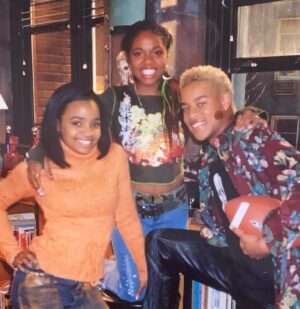 Kyla Pratt Instagram - #OneonOne 
#Flashback
#Throwback
#BabyKP
#UPN
#nostalgia 

Nextel & my Skytel
You couldn’t tell me nothing! 😂
“Do Not come straight through on my chirp!” 😂

2001