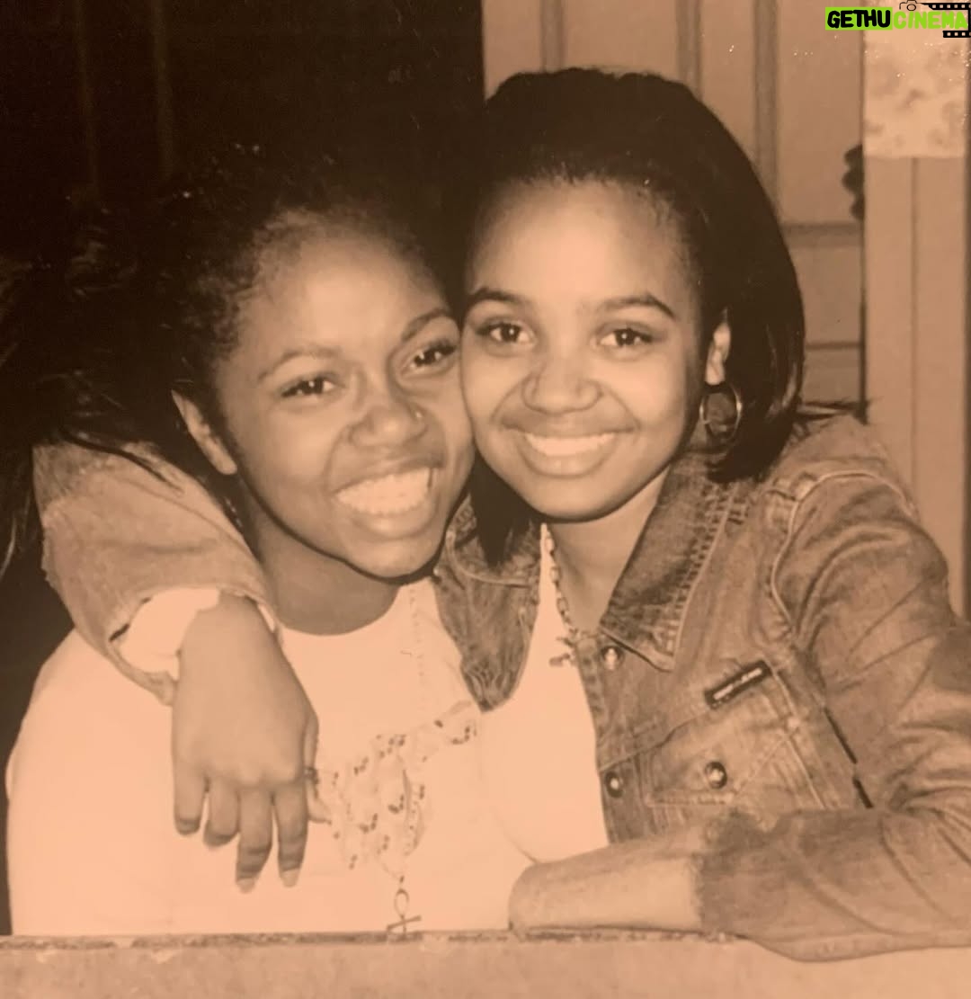 Kyla Pratt - 354.3K Likes - #OneonOne 
#Flashback
#Throwback
#BabyKP
#UPN
#nostalgia 

Nextel & my Skytel
You couldn’t tell me nothing! 😂
“Do Not come straight through on my chirp!” 😂

2001