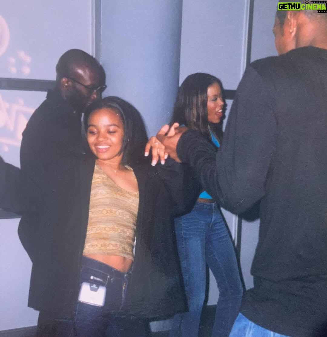Kyla Pratt - 354.3K Likes - #OneonOne 
#Flashback
#Throwback
#BabyKP
#UPN
#nostalgia 

Nextel & my Skytel
You couldn’t tell me nothing! 😂
“Do Not come straight through on my chirp!” 😂

2001