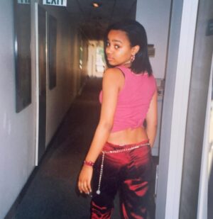 Kyla Pratt Instagram - #OneonOne 
#Flashback
#Throwback
#BabyKP
#UPN
#nostalgia 

Nextel & my Skytel
You couldn’t tell me nothing! 😂
“Do Not come straight through on my chirp!” 😂

2001