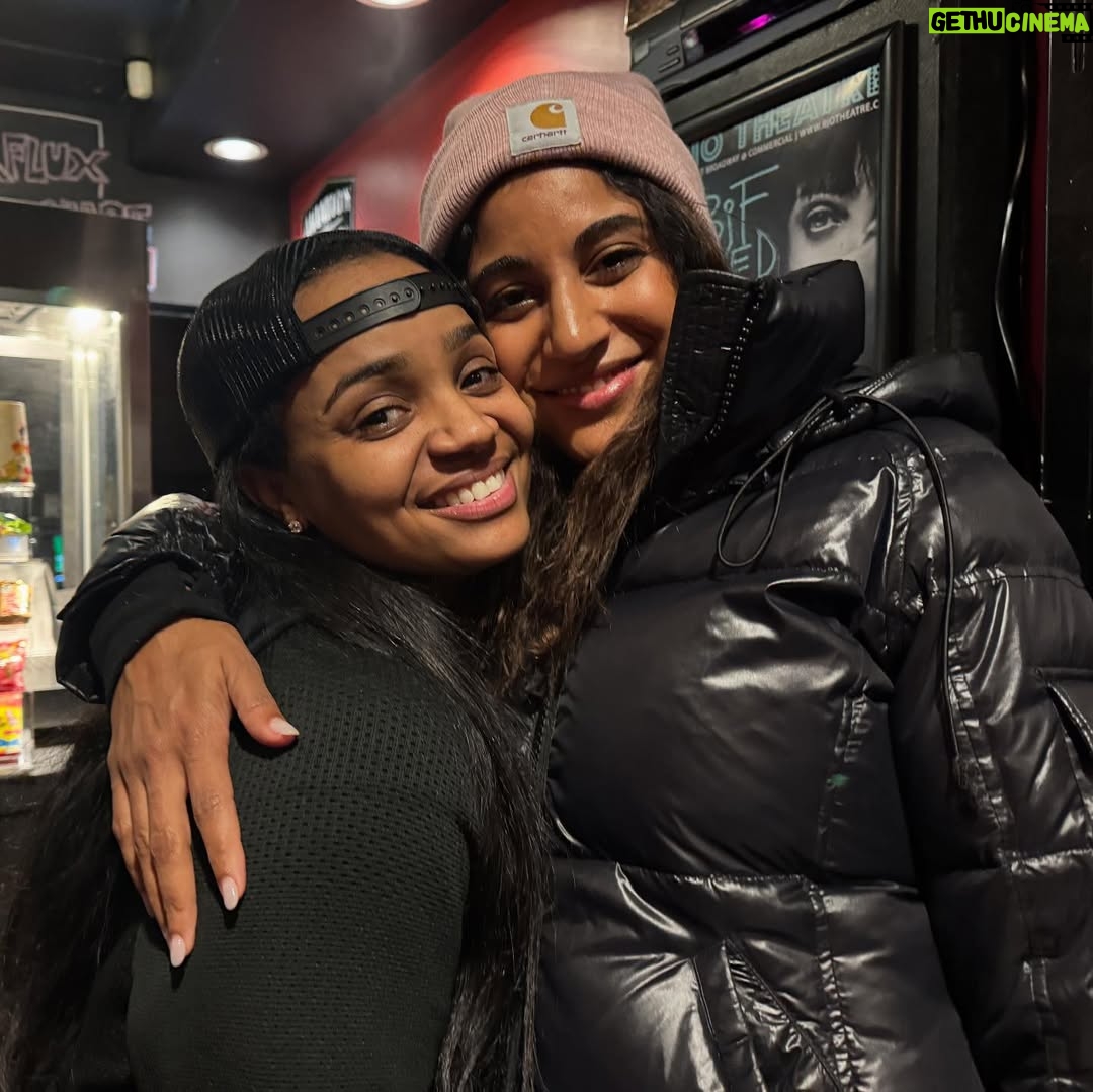 Kyla Pratt - 207.6K Likes - Been spending some time with some pretty dope people. Can’t wait for yall to see us act a fool 😩🤣🎉💃🏽

@animalcontrolfox