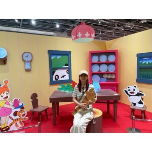 Kyoko Yoshine Instagram - 遅ればせながら！
2025年夏の三大楽しみの一つでした！
とにかく大興奮でした！！🐼🖤🤍
ありがとうございます！！！

#パンダコパンダ展