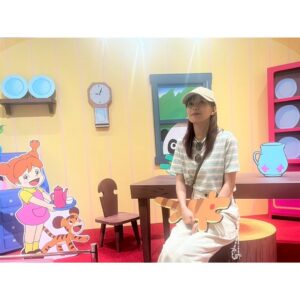 Kyoko Yoshine Instagram - 遅ればせながら！
2025年夏の三大楽しみの一つでした！
とにかく大興奮でした！！🐼🖤🤍
ありがとうございます！！！

#パンダコパンダ展