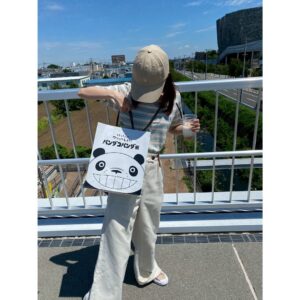 Kyoko Yoshine Instagram - 遅ればせながら！
2025年夏の三大楽しみの一つでした！
とにかく大興奮でした！！🐼🖤🤍
ありがとうございます！！！

#パンダコパンダ展