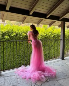 Actress LISA HD Photos and Wallpapers September 2025