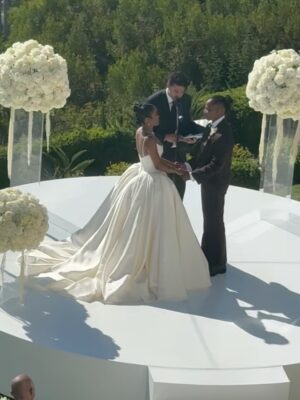 LaToya Tonodeo Instagram - A few Moments ✨

It was an Unplugged ceremony (no phones/cameras during the ceremony) but I’m so grateful for the candid/bts moments that were captured