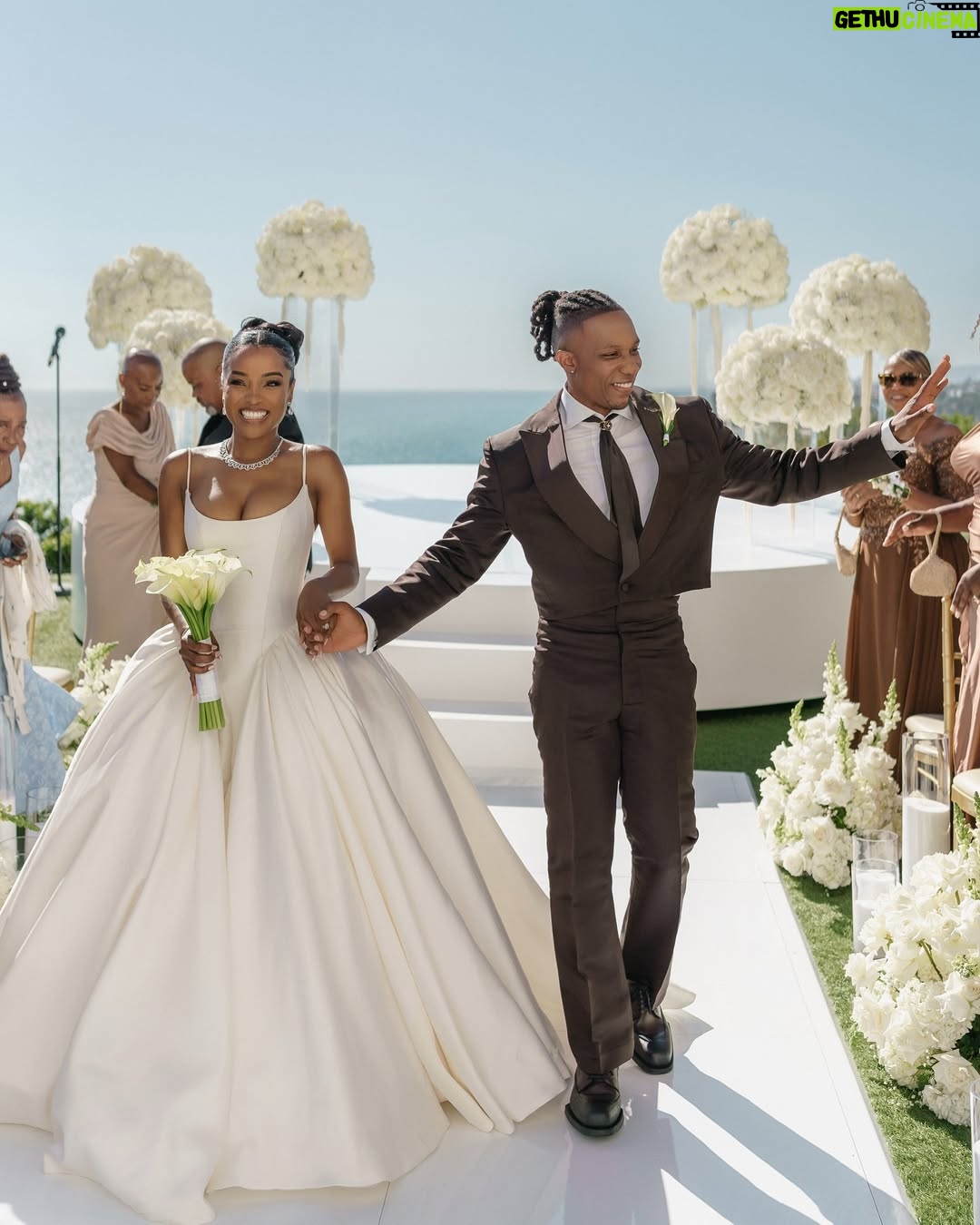 LaToya Tonodeo - 238.9K Likes - THIS is LOVE 🤎🔒
Thank you @essence 

Thank you Victoria Oluloye for the beautiful article

💍 Intimate   Beautiful. Surrounded by immediate family and a few of our closest friends. We said “I do!”🥂 to our newest chapter of continued LOVE 🤎

Planners: @luckydayeventsco
Venue: @ritzcarltonlagunaniguel
📸 Photography: @pervak_photography 
 📸 Photography: @mr_dadams
Video: @katepervak 
Gown:
@nicolefeliciacouture @jaxonjamescouturebridal
Custom Suit Designer: @OctaviusTerry
Stylist: @fernlegadoe
Jewelry: Razmik & Armen Ghazarians
Custom Wedding band: Joe Bacha
Gown Tailoring: @jilaatelier
Bridal Concierge: @lipstickandjollof 
Brides Shoes:  @jimmychoo 
Makeup: @bryanmendez
Brides Hair: @sosheargenius 
Grooms Hair: @hairstoryhair @sisterlock_consultant_shell 
Barber: @kstheimageconsultant 
Florals: @Flowers_by_margo @thepurplerose.la 
Cake: @Cocoaberrycakeco
Violist: @JeremyxGreen
DJ: @djthirtytwo 
Watercolor Artist: @artmusicmaryjane
Signage: @MadeandTrue