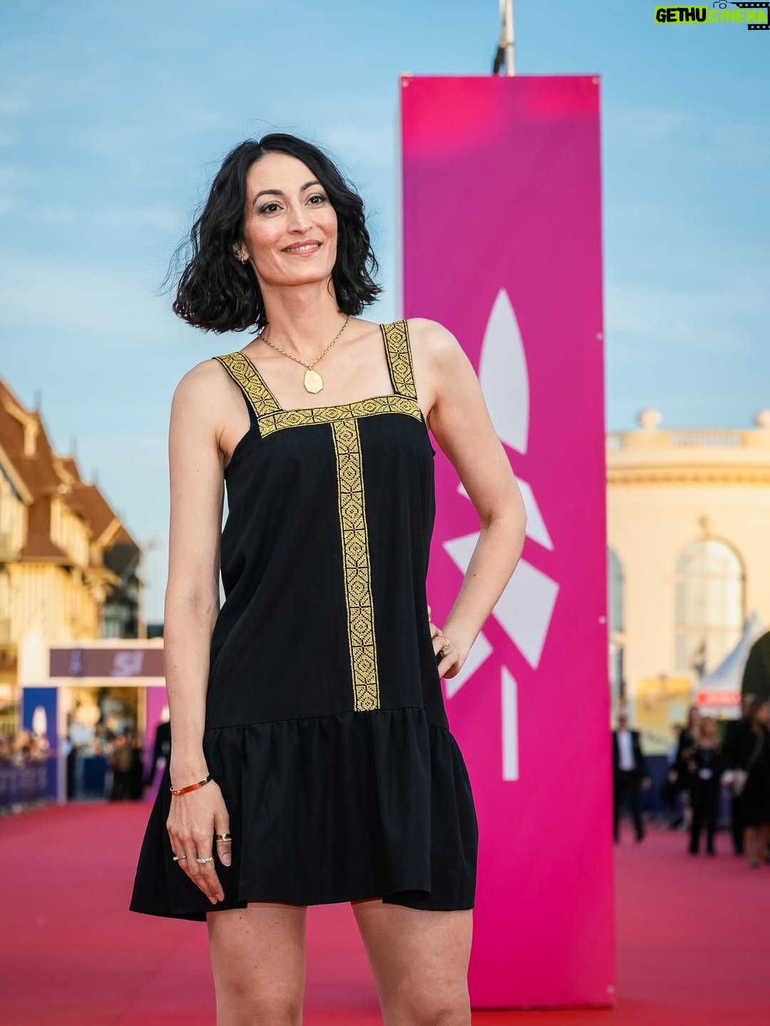 Laëtitia Eïdo - 1.6K Likes - ☀️ Last Day! Thank you @festivaldedeauville @ahesbert @almogcohenpaz, Belen, Geoffrey for this amazing international movie program & much love to @henryolivierhair for the hair cut! and to @johnnollet @alexlagardere for the beautiful #hair, @elsalea at @christianlouboutin for these incredible #boots omg!, @miriam_givon @twoneighbors for the dress, @paulette_a_bicyclette for the #ring & @pascaline_rey_artiste @demaarseparis for the necklace, and @lenormandy.barriere for hosting us! @galafr @saywho 🎥💥 And so nice meeting other beautiful artists like @arnaudvalois @aloisesauvage @iambilalhassani @doschlaetitia @florenceloiretcaille @charlottegabris, many more and my dear @ava_cahen, et enfin the queen @golfarahani ----> What do you think of this style? Let me know in the comments! 💋
Photos -> @_camilla.canalini_ & @francoisdurand_photography