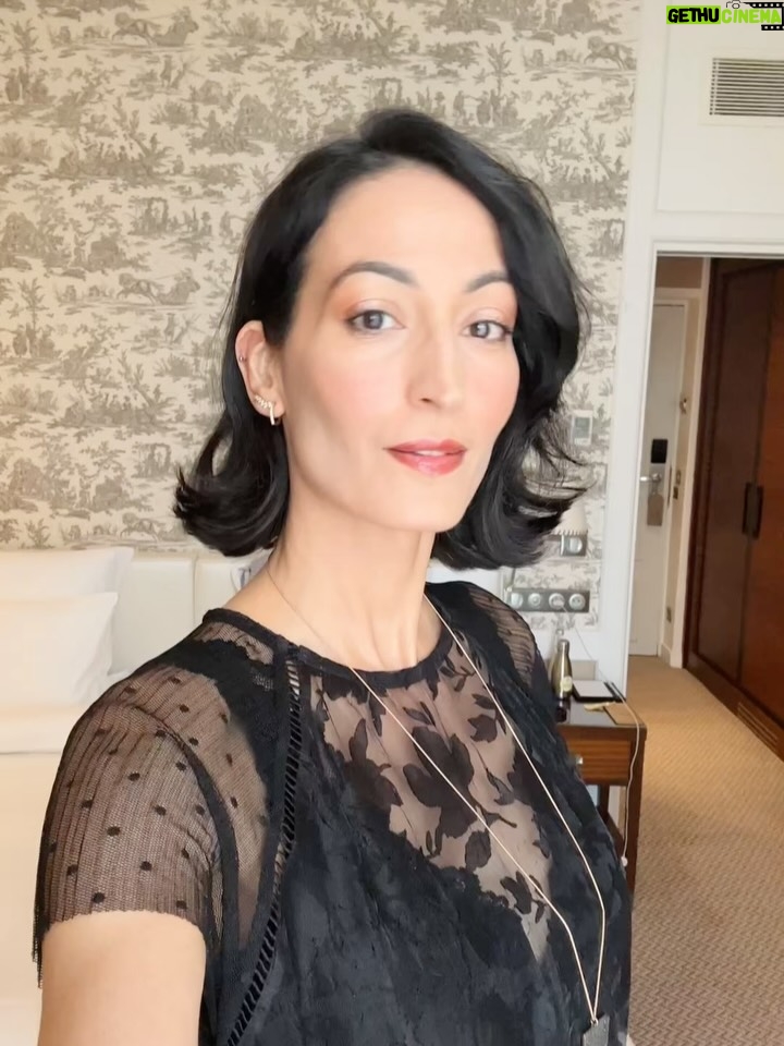 Laëtitia Eïdo - 1.7K Likes - 🎉 1st Day! Thank you @festivaldedeauville @ahesbert @almogcohenpaz, Belen, Geoffrey for this amazing international movie program & much love to @henryolivierhair for the hair cut! and to @johnnollet @alexlagardere for the beautiful #hair, @elsalea at @christianlouboutin for these incredible shoes, @miriam_givon @twoneighbors for the dress, @paulette_a_bicyclette for the #ring, @lerajewels for the necklace & @lenormandy.barriere for hosting us! @galafr @saywho 🎥💥 And so nice meeting other beautiful artists like @arnaudvalois @aloisesauvage Bilalhassani LaetitiaDosch @florenceloiretcaille Charlottegabris, many more and my dear Ava_cahen, et enfin la reine @golfarahani ----> What do you think of this style? Let me know in the comments! 💋
Photos -> @_camilla.canalini_ & @francoisdurand_photography