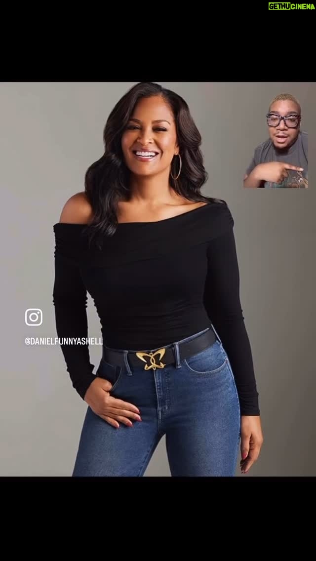 Laila Ali - 19.7K Likes - #throwbackthursday I love the compilation @danielfunnyashell 
Thanks for the love!😂🥰🥊

#LailaAli #SheBeeStingin #WomensBoxing #Boxing