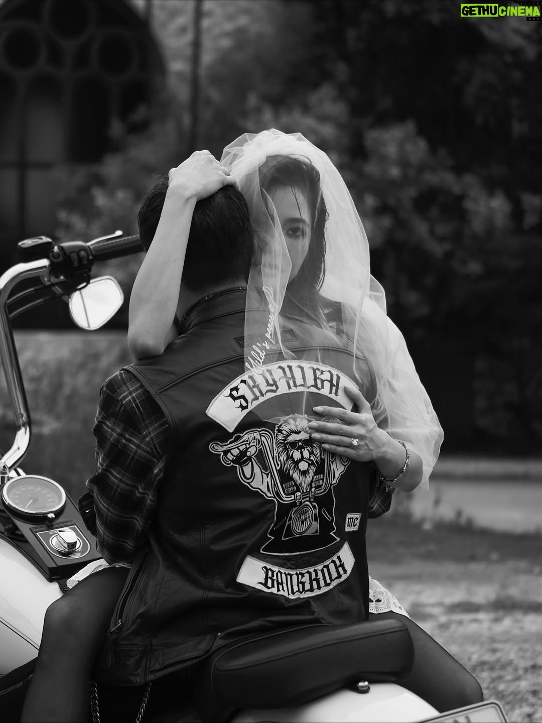 Lapassalan Jiravechsoontornkul - 212.4K Likes - Two souls, one ride. Til the end of the road🤘🏼🖤
Venue : @lachapellebangkok 
Photographer : @tadavarich @kpetlada 
Dress : @sretsisofficial @giftratree_studio @phachas.bridal 
@goldengoose 
Stylist : @allybunnyruth 
Make up & Hair : @puffpoy & @teethory
Accessories: @kavantsharart @_pattaraphan_
