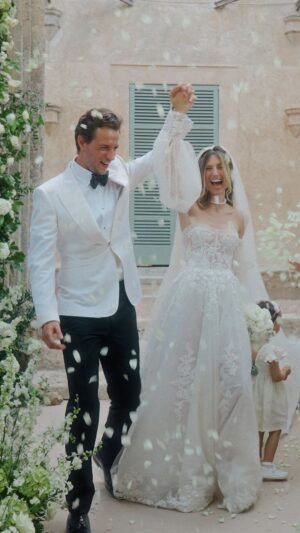 Lara Pictet Instagram - Dorian began his vows saying he wasn’t a poet — yet he ended up delivering the most beautiful love poem to his future wife: “Life is short, life can be hard, life is surprising... but one thing is certain: next to you, life is full and beautiful.” 

Who else is crying right now? 🙋‍♀️🙋‍♂️🥹🥹

@mallorcaluxuryweddings
@mc.eventplanner
@nicoladixonphotographyco
@thepartylabmallorca
@lomusic.es
@jardineventsmallorca
@enesenciadesign
@panela.productions
@lauragisbert
@danku.es
@classiccarsmallorca
@sweetlucyweddings
@strombolieventsmallorca

#luxurywedding #destinationwedding #mallorcaweddingplanner #mallorcaweddingphotographer #weddingfilm #weddingvideographer #italywedding #lakecomowedding #tuscanywedding